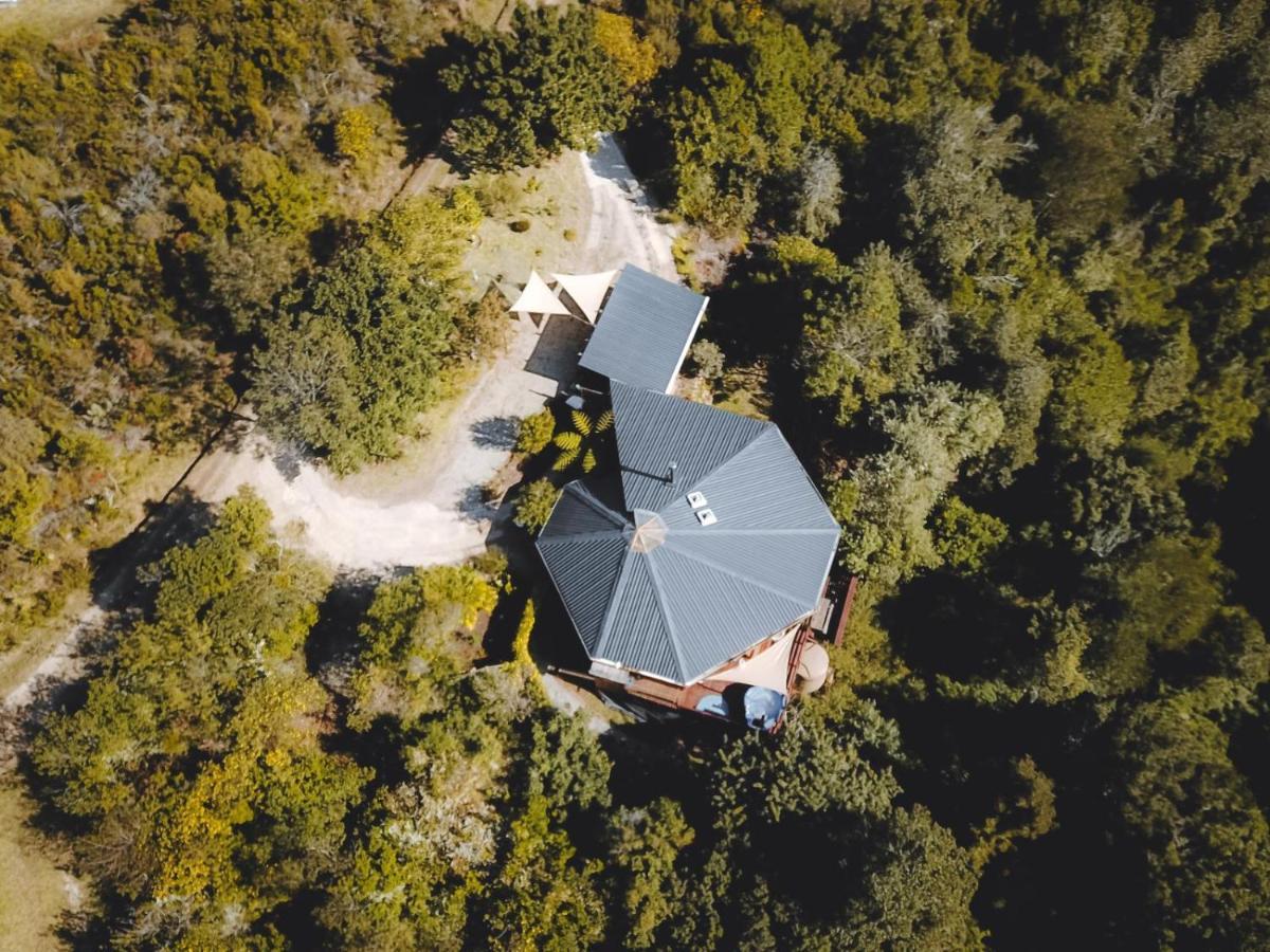 Adventurers Escape Apartment The Crags Bagian luar foto