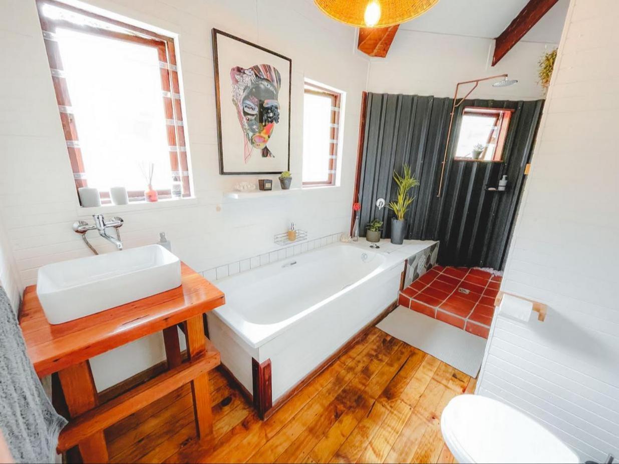 Adventurers Escape Apartment The Crags Bagian luar foto